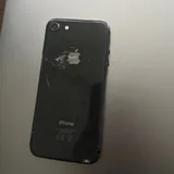 Samsung, iPhone 8 2