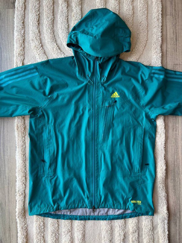 Куртка Adidas Goretex размер L