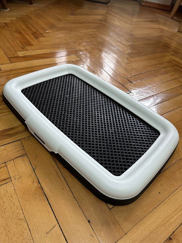 Стул-кресло, столик прикроватный, кровать надувная, лоток для щенков 6