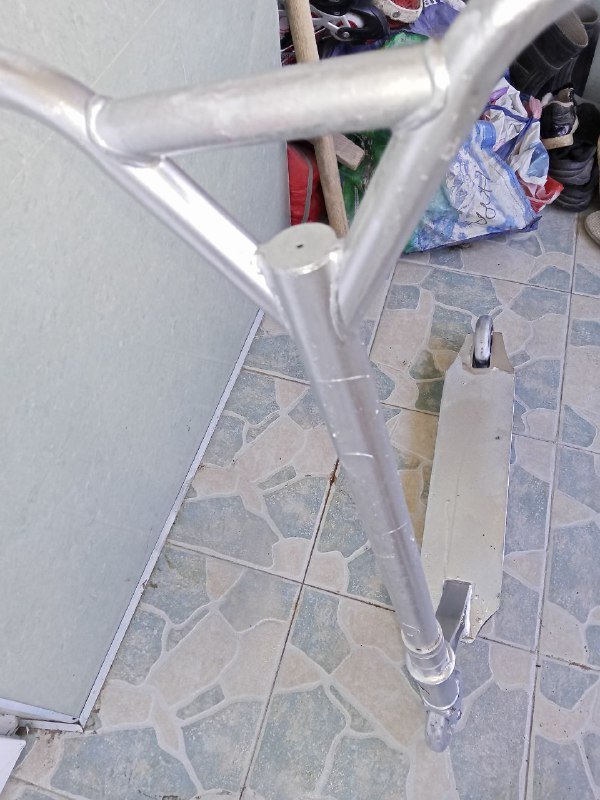 Трюковой самокат после покраски