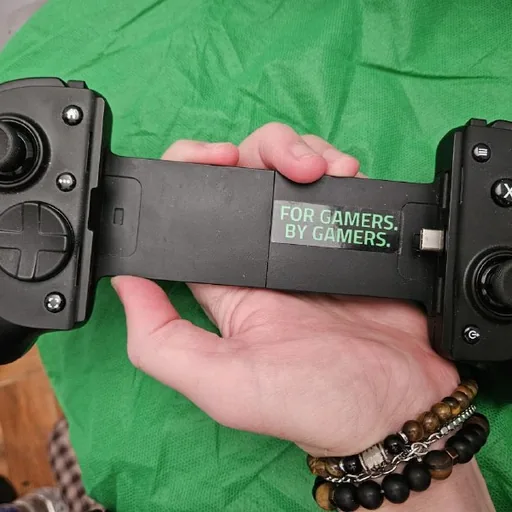Razer Kishi V3 Pro геймпад