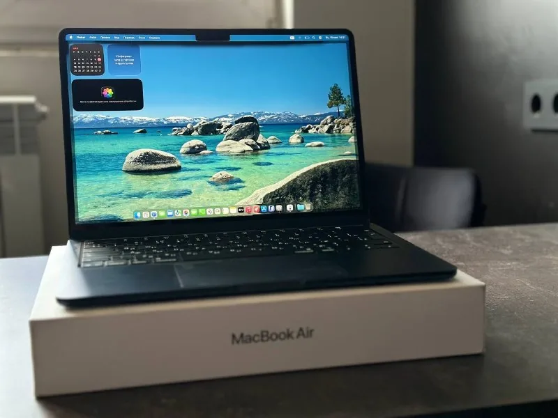 MacBook Air M4 16/256GB 4