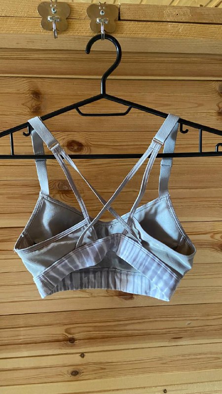 Спортивный топ Reebok 2