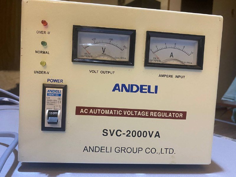 Регулятор напряжения переменного тока Andeli SVC-2000VA