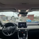 Toyota RAV4 Hybrid 2023 8