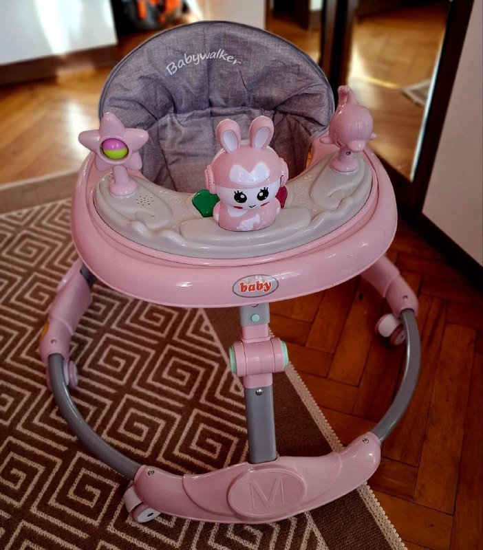 Детские ходунки розовые Babywalker
