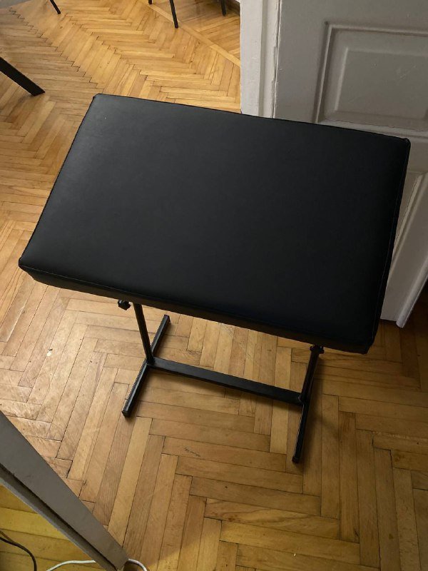 столик, холдер, стул для тату-оборудования 3