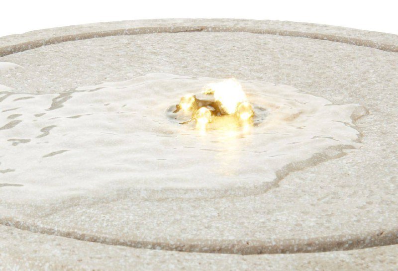 Искусственный фонтан 4