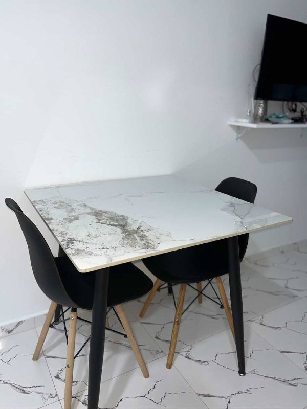 Шкаф, стол со стульями 8