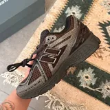 Кроссовки New Balance 1906R 2