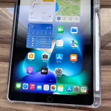 AirPods 4, iPad Air 3, Magic Keyboard for iPad Pro 1