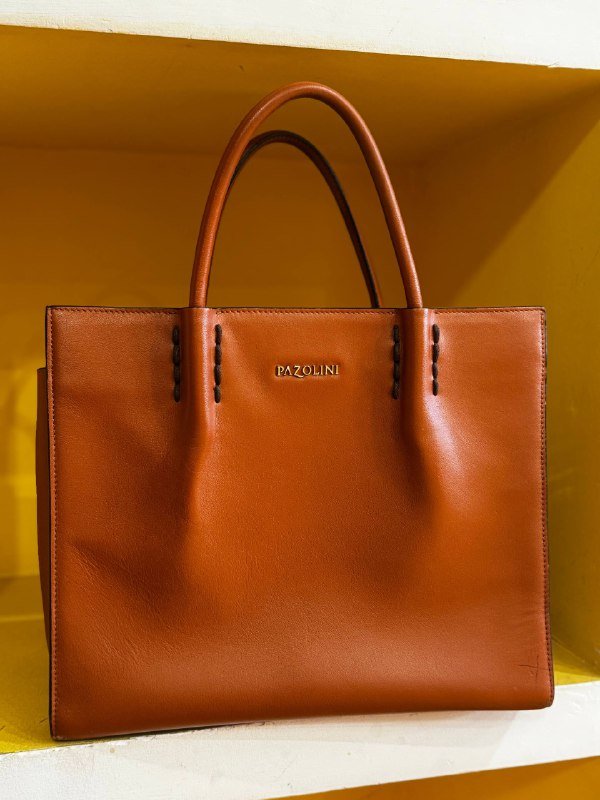 Фирменная кожаная сумка Carlo Pazolini