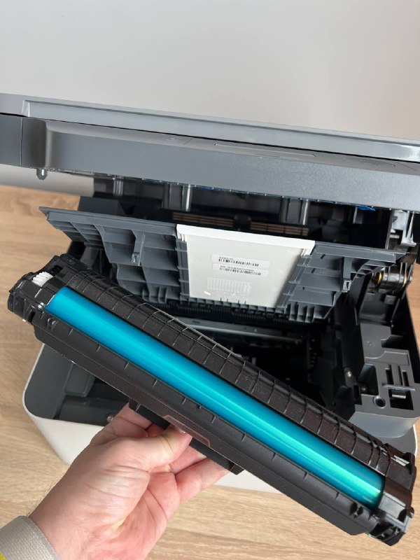 HP Laser MFP 135W, принтер+сканер, черно-белый 2