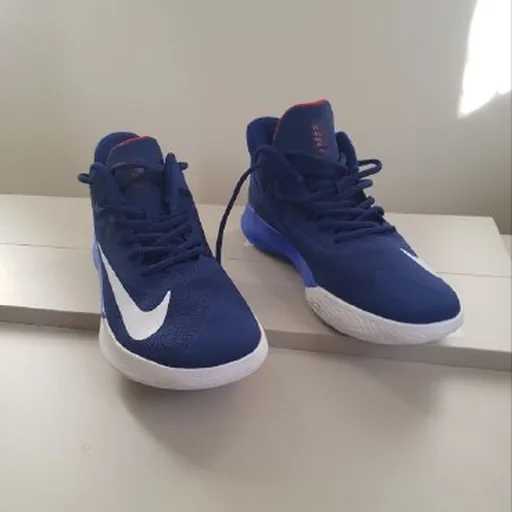 Мужские кроссовки Nike, размер 41