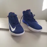 Мужские кроссовки Nike, размер 41 1