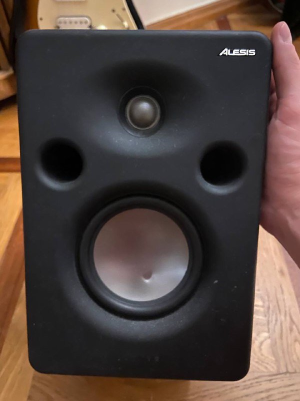 Мониторы Alesis mk3 2