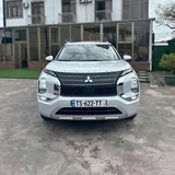 Mitsubishi Outlander 2022 5