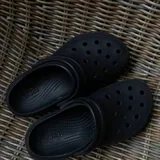 Crocs 1