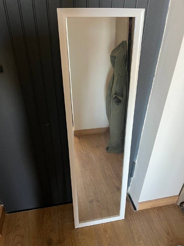 Зеркало, складное кресло