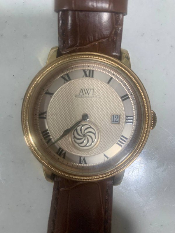 Часы AWI с золотой покрытия