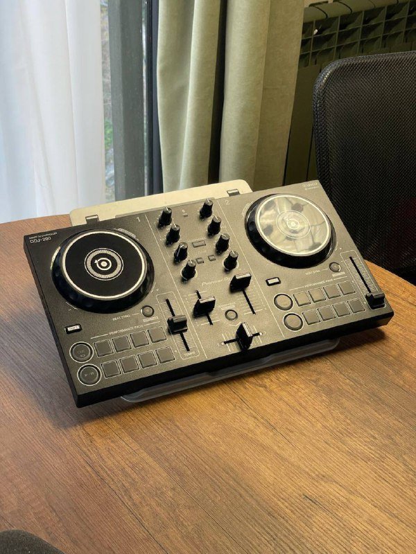 Диджейский пульт Pioneer DDJ-200 2