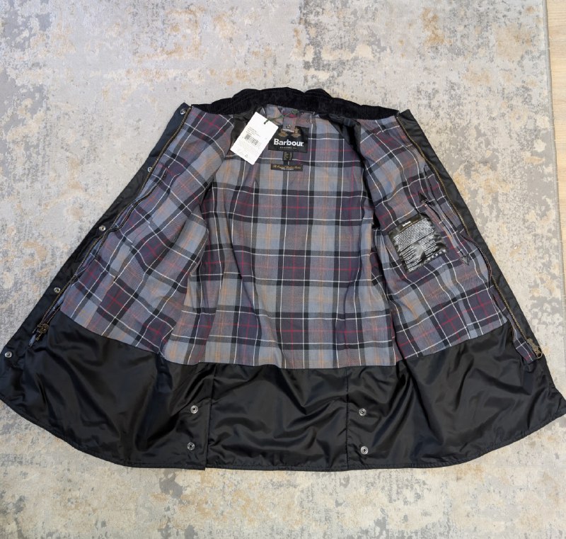 женская куртка Barbour Beadnell Waxed Jacket размер M 3
