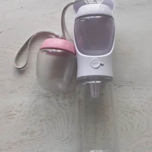 Контейнеры для корма и воды
