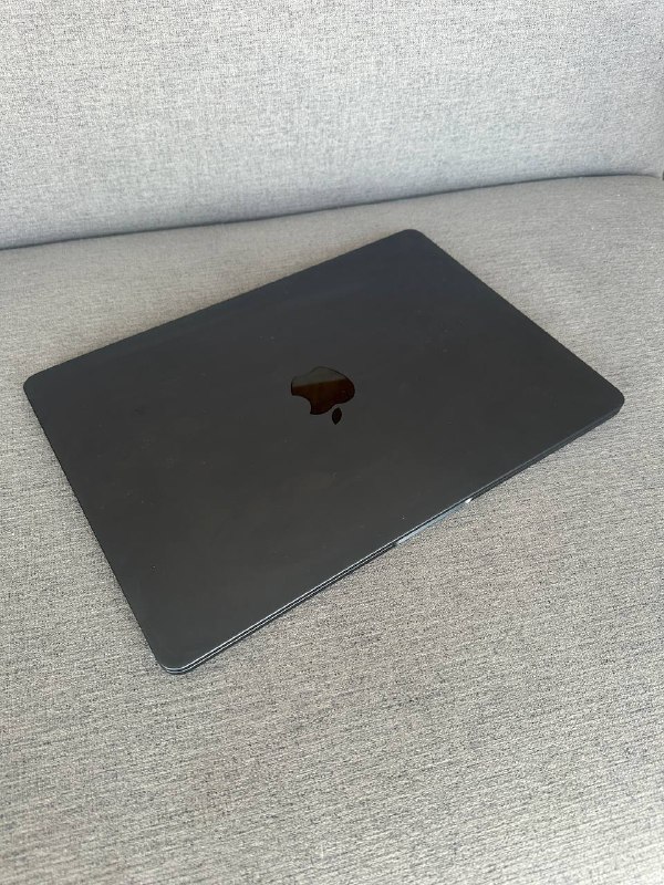 MacBook Air 13.6 M2 16GB 256GB SSD 2