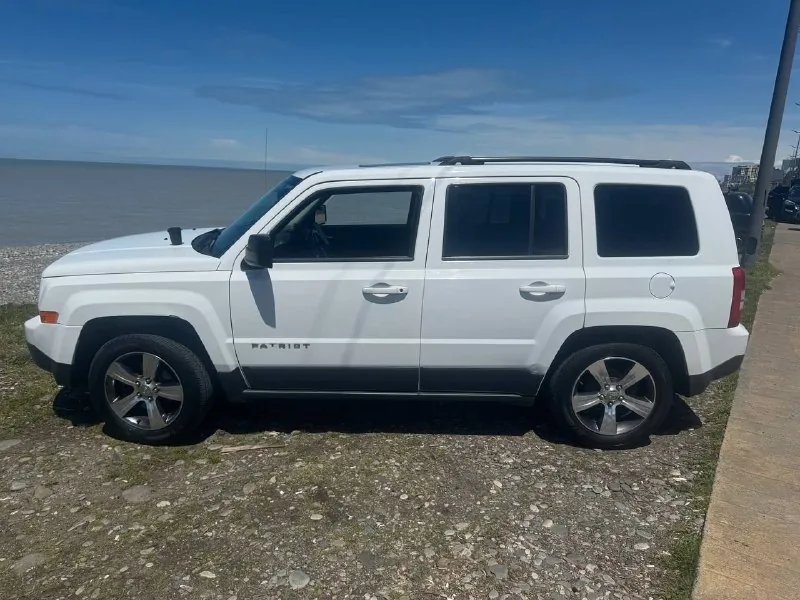Jeep Patriot Latitude 2015 1