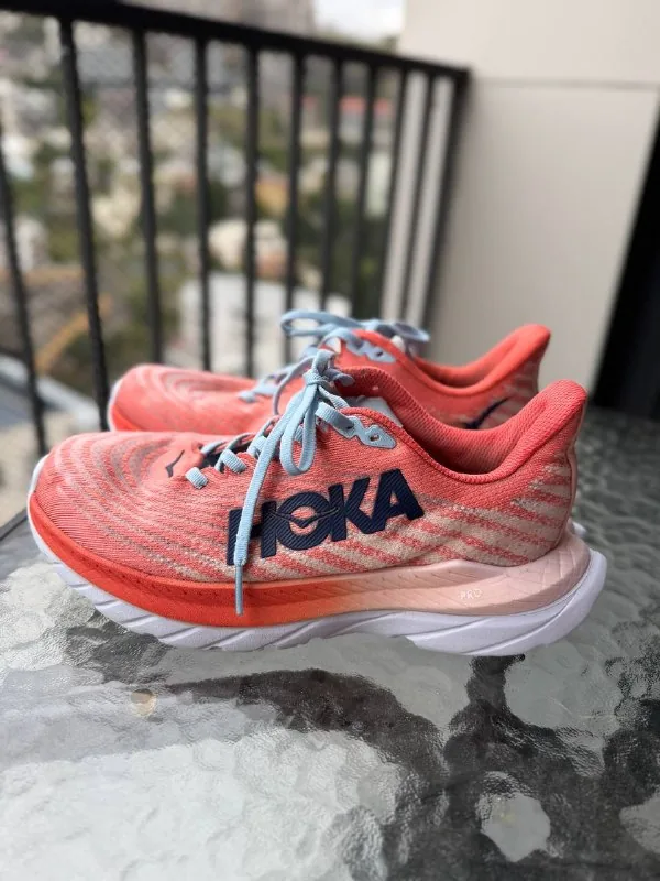 Женские кроссовки Hoka 1