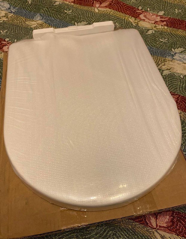 Сиденье для унитаза новое в упаковке