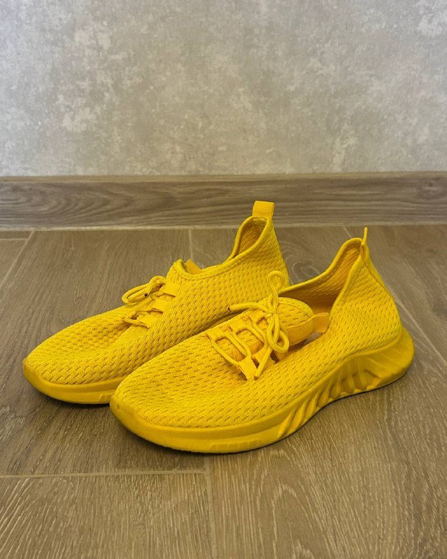 белые тряпичные кроссовки, новые босоножки, желтые кроссовки 3