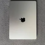 MacBook Air 13" M4 2025 1