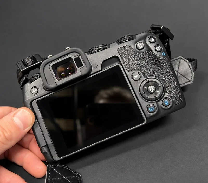 Камера Canon EOS RP Full Frame 1