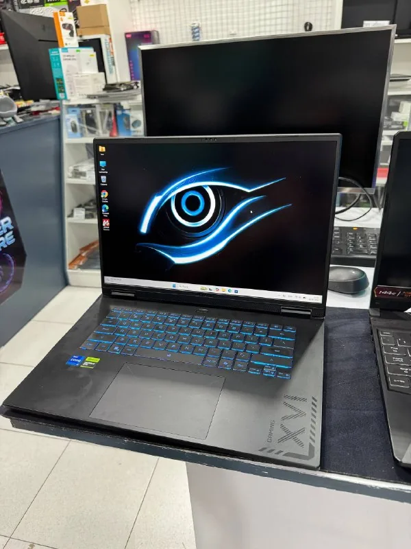 Gigabyte игровой ноутбук 1