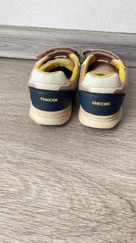 Кроссовки Geox кожа размер 25 3