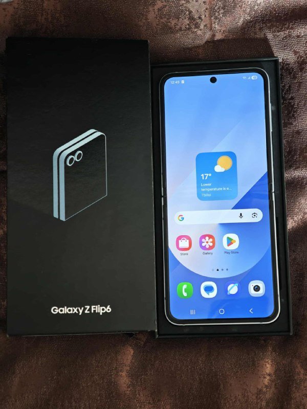 Samsung Galaxy Z Flip 6 2