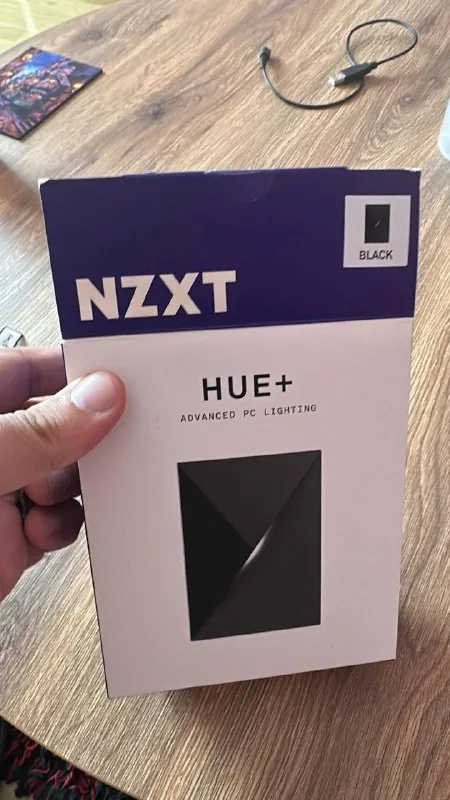 Nzxt Hue+ PC lighting 1