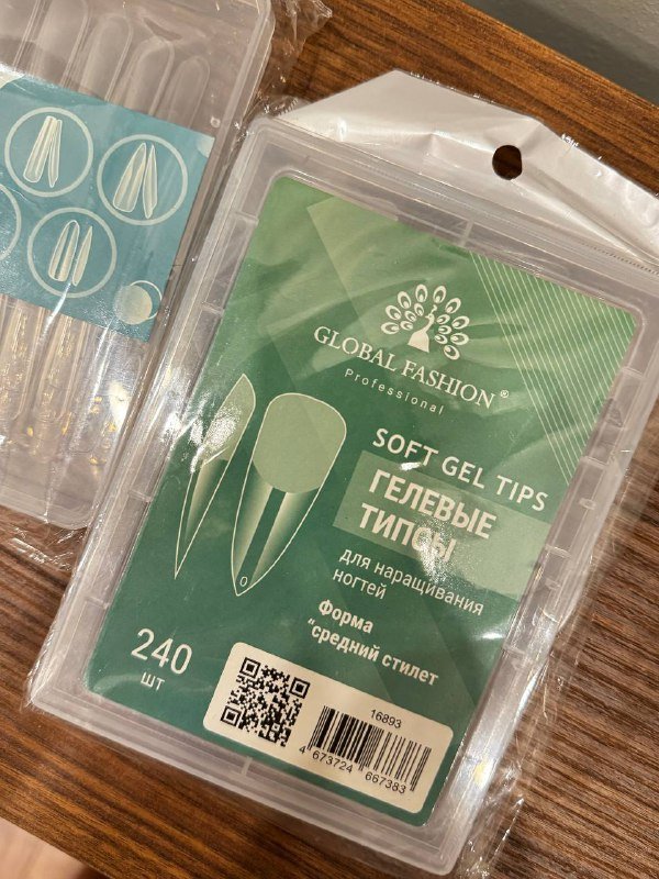 Гелевые типсы для наращивания ногтей 3