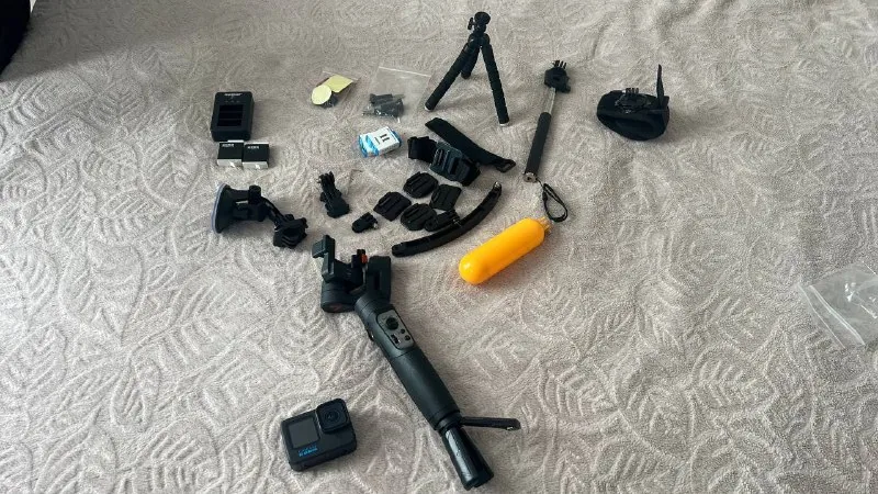 GoPro Hero 11, стабилизатор, крепления, 4 аккумулятора 1