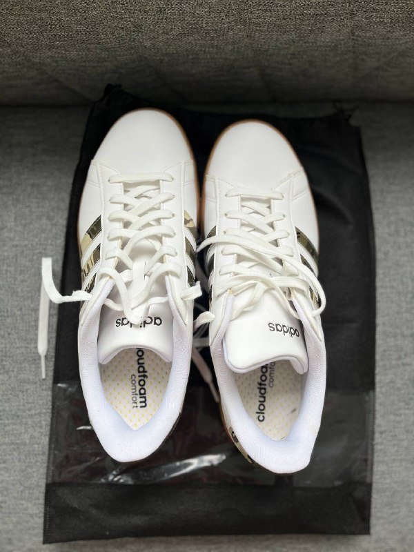 Оригинальные Adidas кроссовки размер 46 4