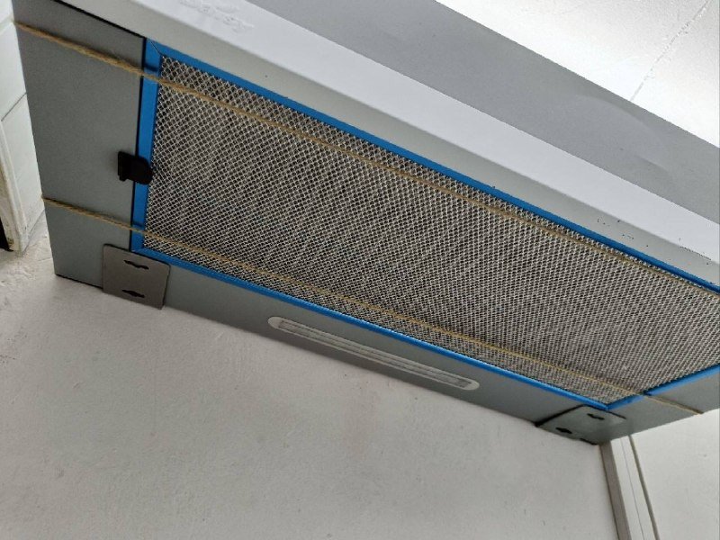 Вытяжка, соковыжималка, рисоварка, раковина, водонагреватель