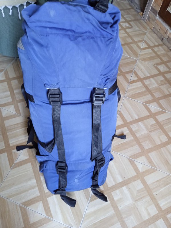 Котелки титановые, рюкзаки, спальный мешок, коврик, солнечная батарея 9