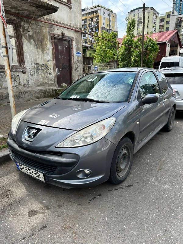 Peugeot 206 2009, двигатель 1.4, пробег 160000 км