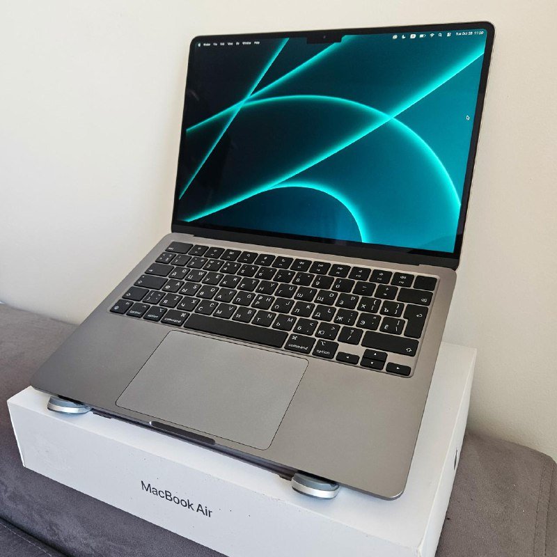 MacBook Air 13-inch M3 2024 Space Gray 8/256