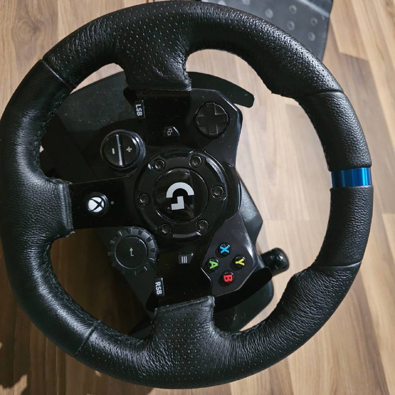 Logitech G923 Driving Force руль и коробка передач 1