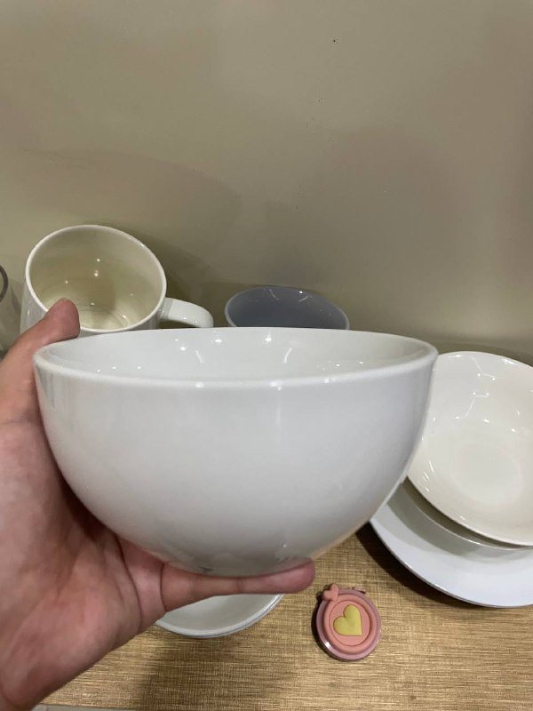 тарелки, пиалы, черпак, ложки, щетка для посуды, стаканы 3