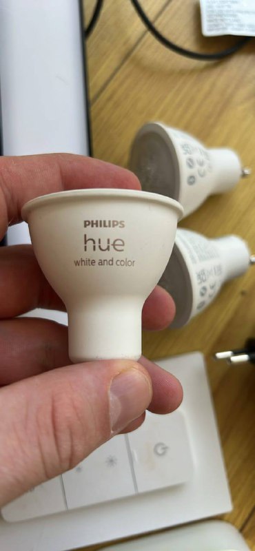 Philips Hue 3
