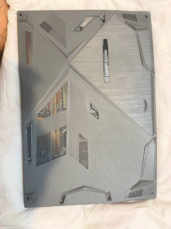 Ноутбук MSI с дополнительным SSD 1ТБ и RTX 4050 3