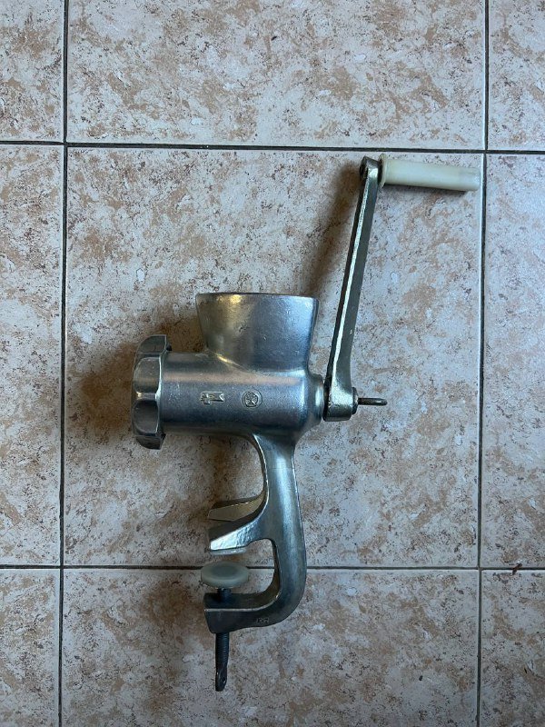 Мясорубка ручная